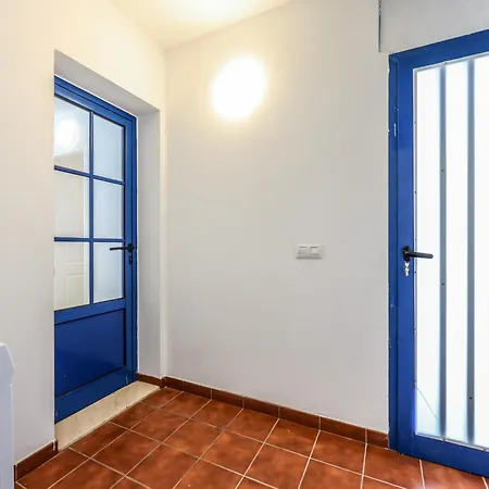 Sweet Alia Nyaraló *